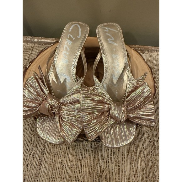 Circus NY by Sam Edelman Natalina Metallic Gold‎ Bow Kitten Heel Slide Sandals 8 - Picture 4 of 14